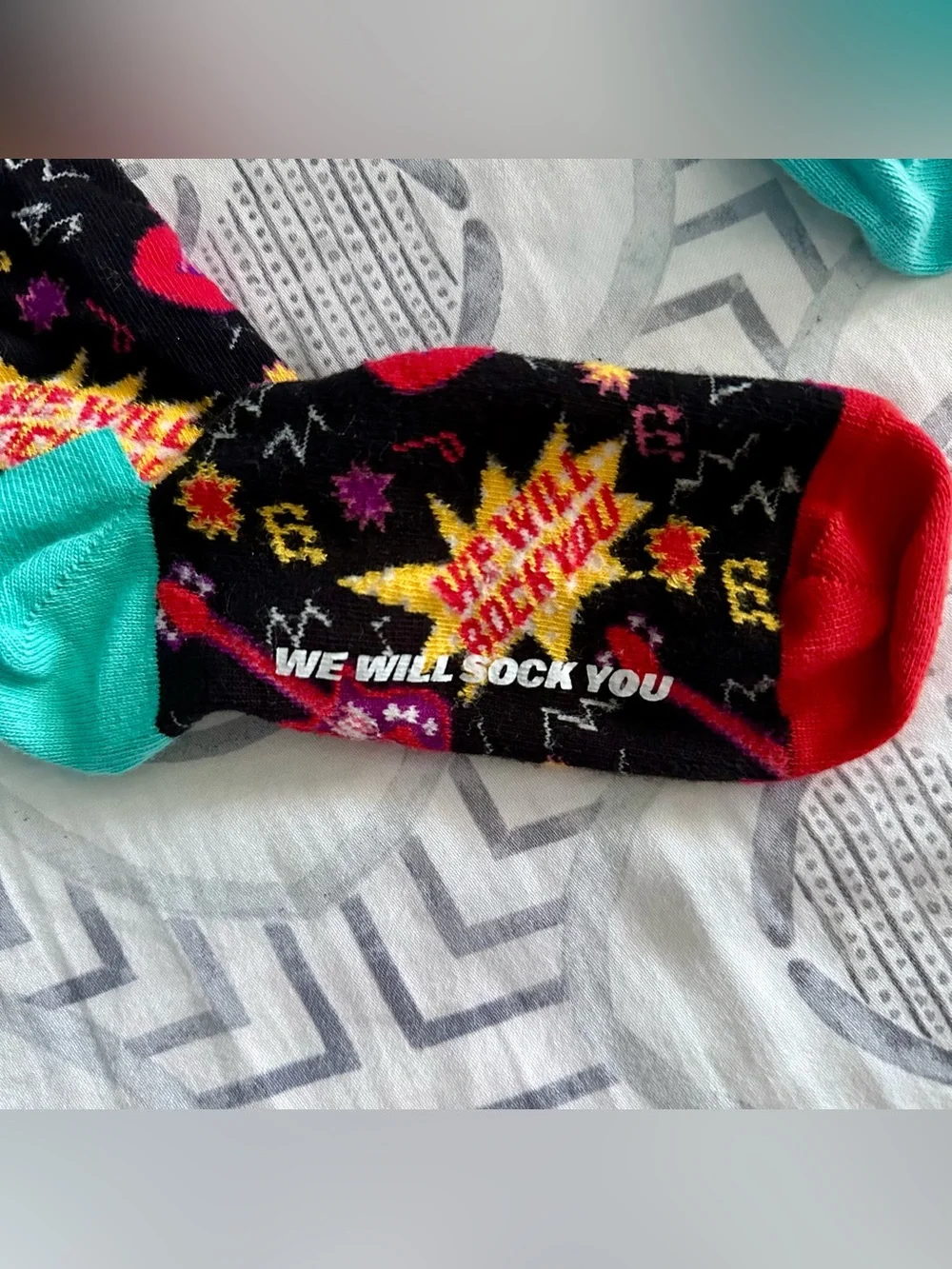 Happy Socks x Queen We Will Rock You Unisex socks